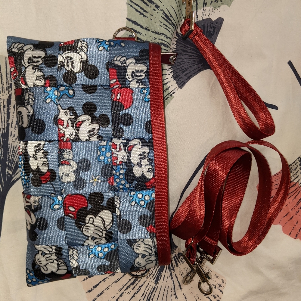 Harveys Mickey Loves Minnie Hippack